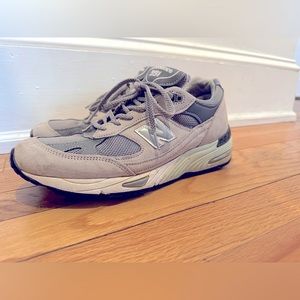 New Balance 991 - Made in UK - mens size 9 (US size)